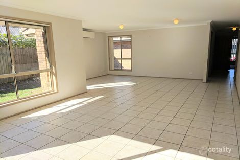 Property photo of 8 Casetta Court Varsity Lakes QLD 4227