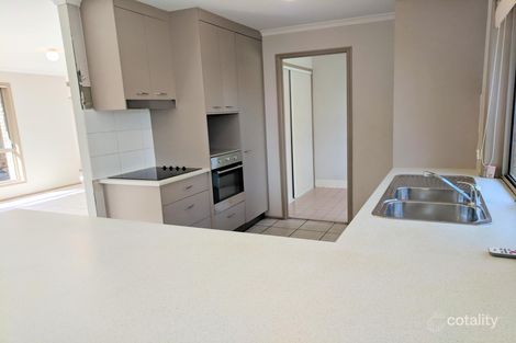 Property photo of 8 Casetta Court Varsity Lakes QLD 4227