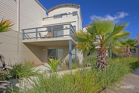Property photo of 205/202-208 Beach Road Batehaven NSW 2536