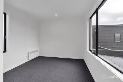 Property photo of 13 Cresthaven Road Tarneit VIC 3029