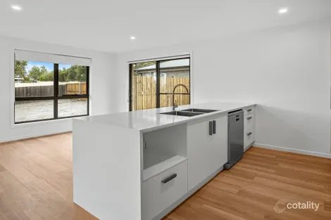 Property photo of 11 Eonia Avenue Risdon Vale TAS 7016