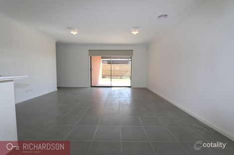 Property photo of 30 Golders Crescent Wyndham Vale VIC 3024