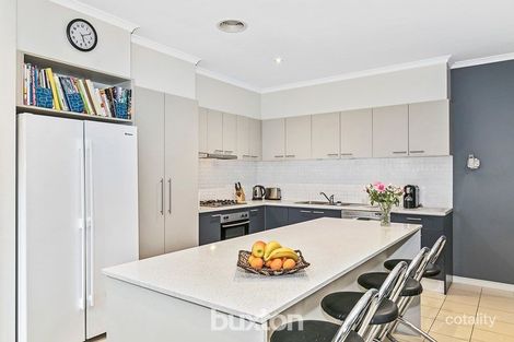 Property photo of 9 Pinehurst Way Heatherton VIC 3202
