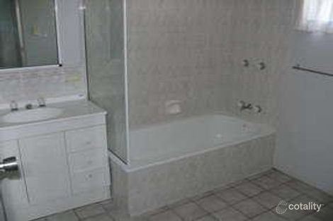 Property photo of 2 Ellul Court Beaconsfield QLD 4740
