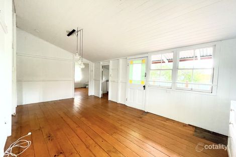 Property photo of 36 Quarry Street Ipswich QLD 4305