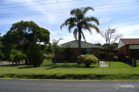 40 Blue Bell Dr, Wamberal, NSW 2260