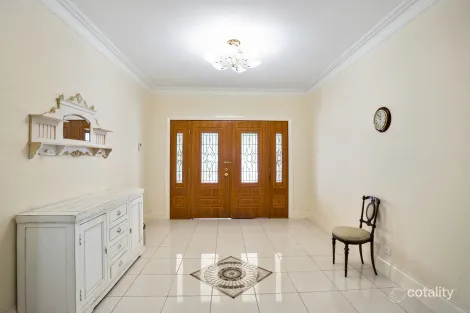 Property photo of 48 The Outlook Kirkham NSW 2570