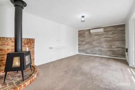 Property photo of 26 Morrison Drive Darley VIC 3340