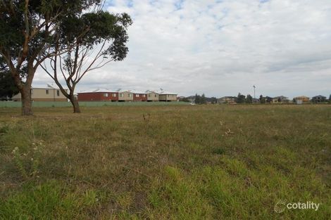 Property photo of 39/3 Village Way Pakenham VIC 3810