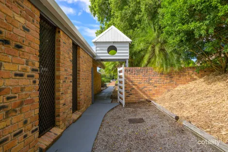 Property photo of 30 Heather Street Southside QLD 4570