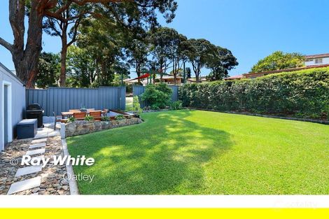 Property photo of 5 Moombara Avenue Peakhurst NSW 2210