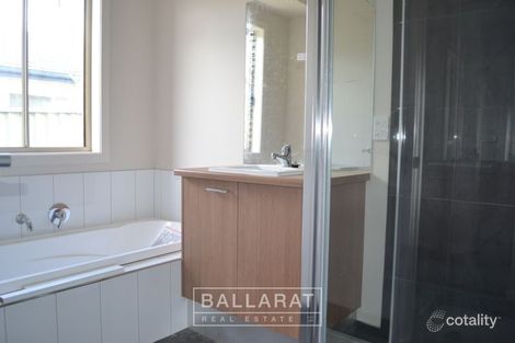 Property photo of 25 Malahide Drive Miners Rest VIC 3352