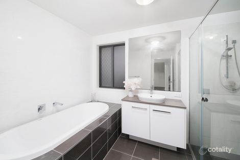 Property photo of 38 Evergreen Place Drewvale QLD 4116