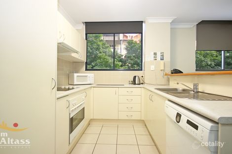 Property photo of 17/55 Baildon Street Kangaroo Point QLD 4169