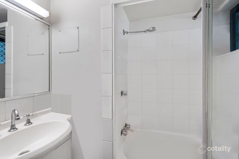 Property photo of 3/75 Thorn Street Kangaroo Point QLD 4169