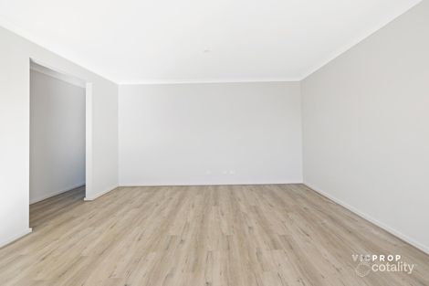 Property photo of 38 Cherish Drive Tarneit VIC 3029