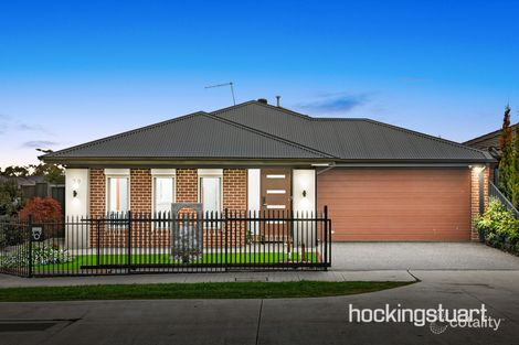 Property photo of 39 Dewpond Crescent Wollert VIC 3750