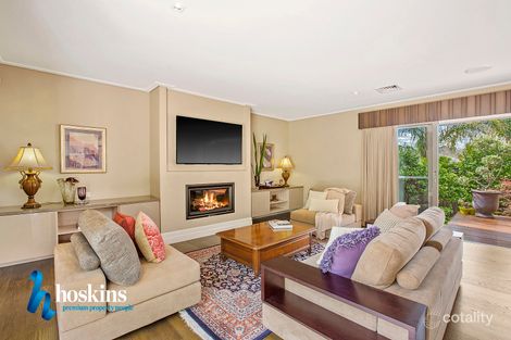 Property photo of 7 Mallard Close Doncaster East VIC 3109