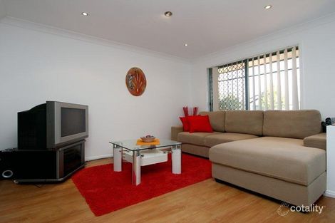 Property photo of 8 Sunrise Close Runcorn QLD 4113