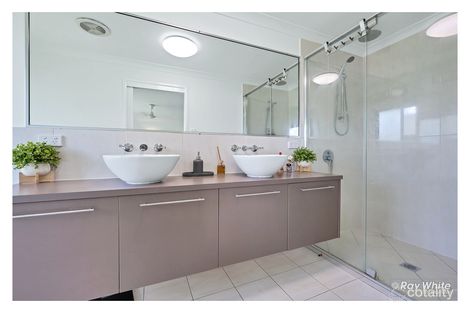 Property photo of 5 Maree Crescent Gracemere QLD 4702
