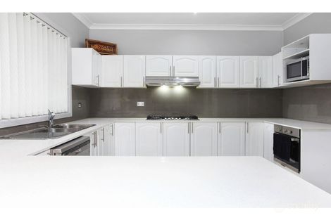 389 Blaxcell St, South Granville, NSW 2142