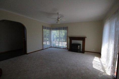 Property photo of 2/5 Princes Way Drouin VIC 3818