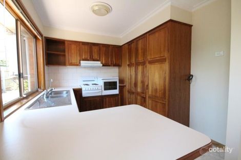 Property photo of 2/5 Princes Way Drouin VIC 3818