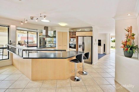 Property photo of 18 Maldives Place Parrearra QLD 4575