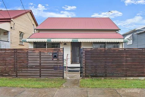 28 Stoneleigh St, Albion, QLD 4010