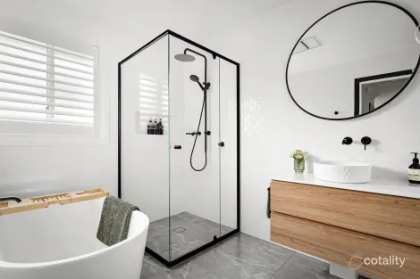 Property photo of 7 Raphael Place Old Toongabbie NSW 2146