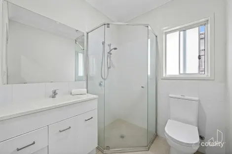 Property photo of 5 Karingal Drive Pimpama QLD 4209