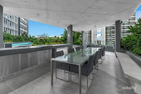 Property photo of 1706/30 Festival Place Newstead QLD 4006