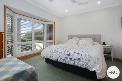 Property photo of 12 Highgrove Place West Albury NSW 2640