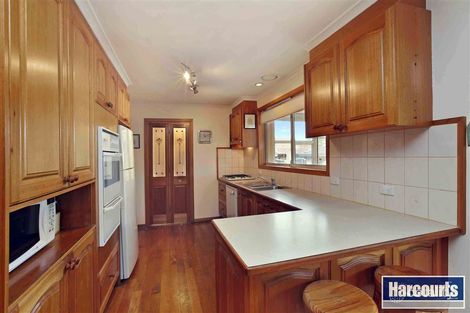 Property photo of 7 Ainwick Crescent Thomastown VIC 3074