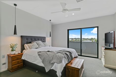 18 Riviera Pl, Mountain Creek, QLD 4557