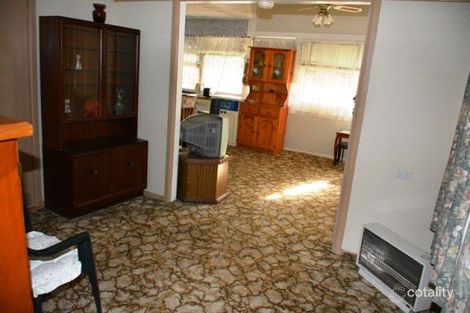 Property photo of 8 Garema Road Gwandalan NSW 2259