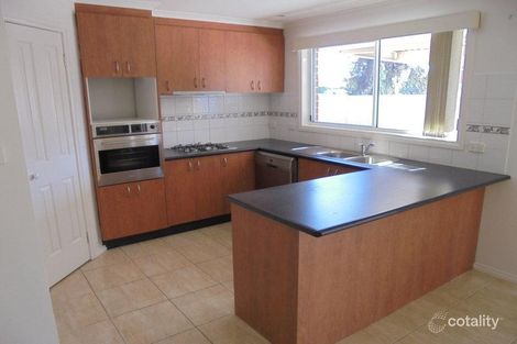 Property photo of 6 Narrabeen Street Taylors Hill VIC 3037