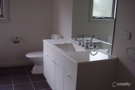 Property photo of 11 Hewitts Road Linton VIC 3360