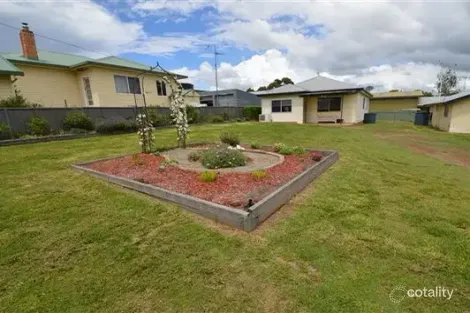 6 Moredun St, Guyra, NSW 2365