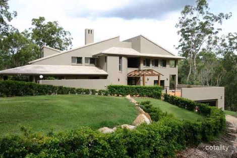 Property photo of 27 Deerhurst Road Brookfield QLD 4069