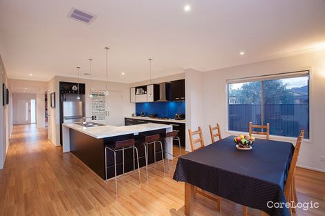 Property photo of 1 Snowsill Circuit Point Cook VIC 3030