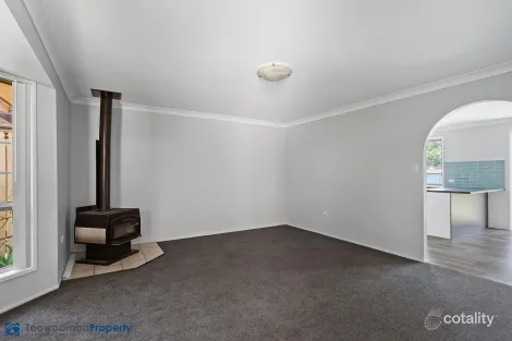 Property photo of 334 West Street Kearneys Spring QLD 4350