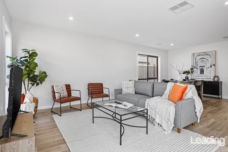 Property photo of 3 Elm Drive Fraser Rise VIC 3336