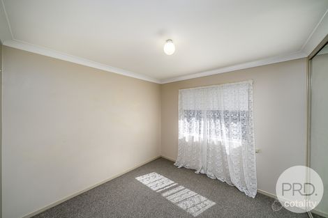 1/32 Lonergan Pl, East Wagga Wagga, NSW 2650
