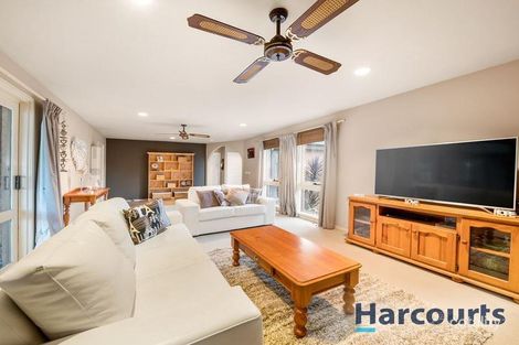 Property photo of 59 Collendina Crescent Scoresby VIC 3179