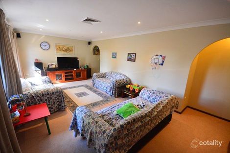 Property photo of 16 Oxford Avenue Castle Hill NSW 2154