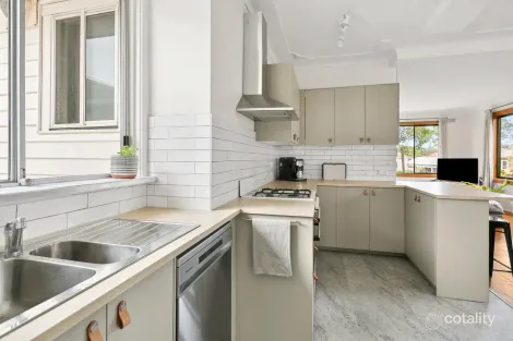 Property photo of 67 Innes Road Manly Vale NSW 2093