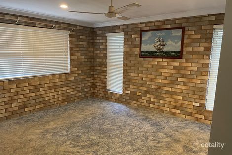 Property photo of 16 Belmore Court Pine Mountain QLD 4306