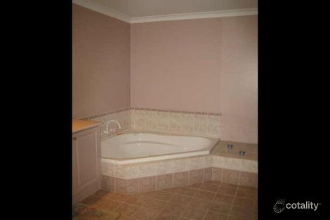 35 Lintonmarc Dr, Redcliffe, WA 6104