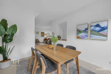 Property photo of 1/11 Howqua Place Pakenham VIC 3810